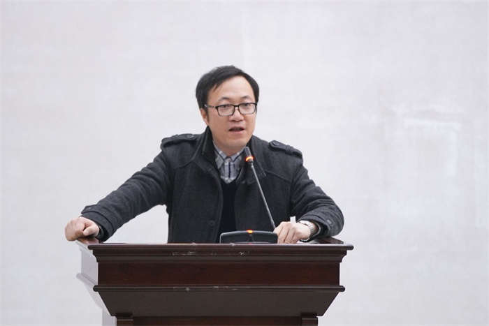 张.jpg