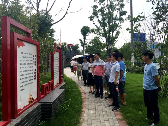 正文700-1.jpg